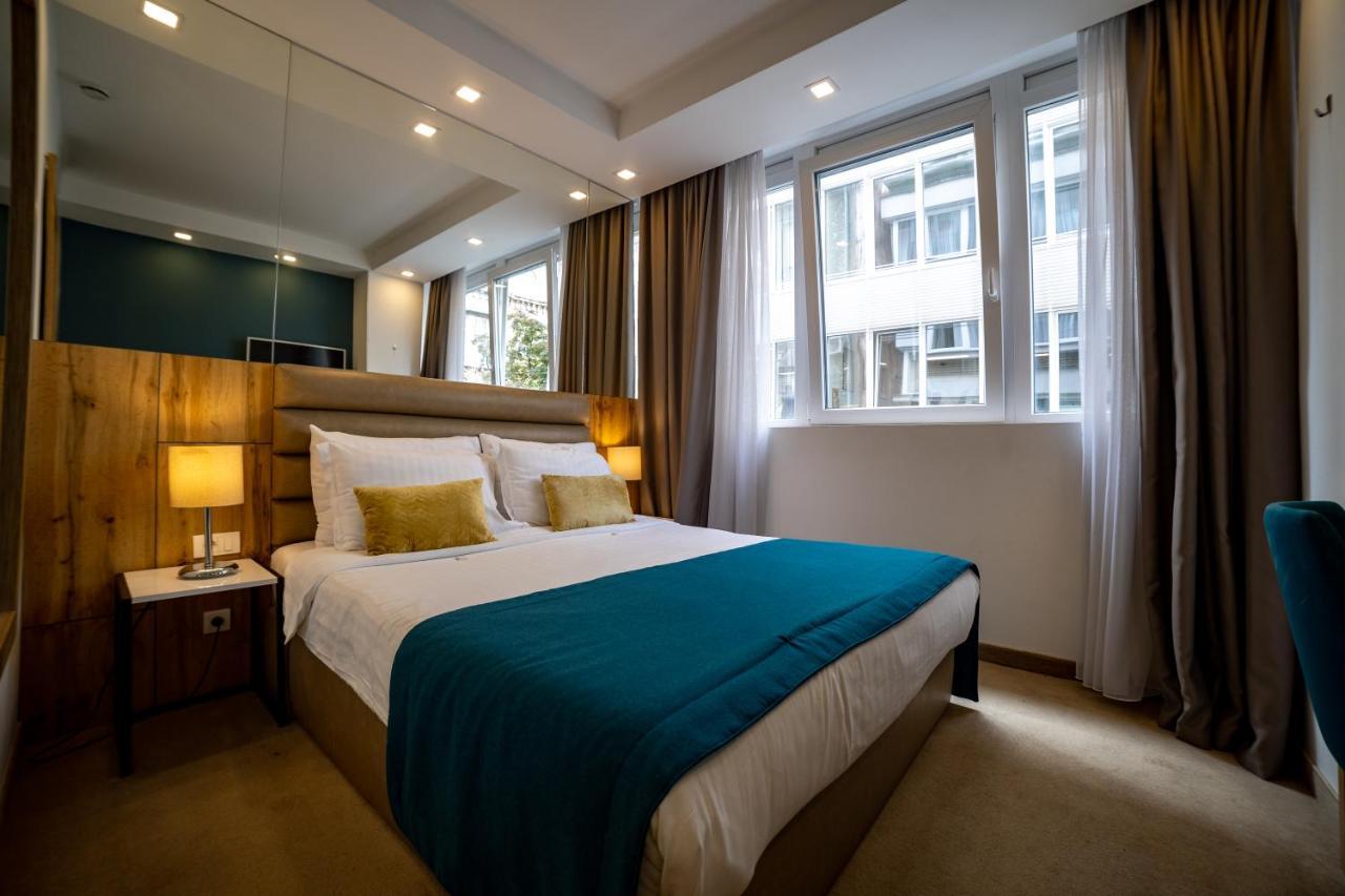Mark Hotel